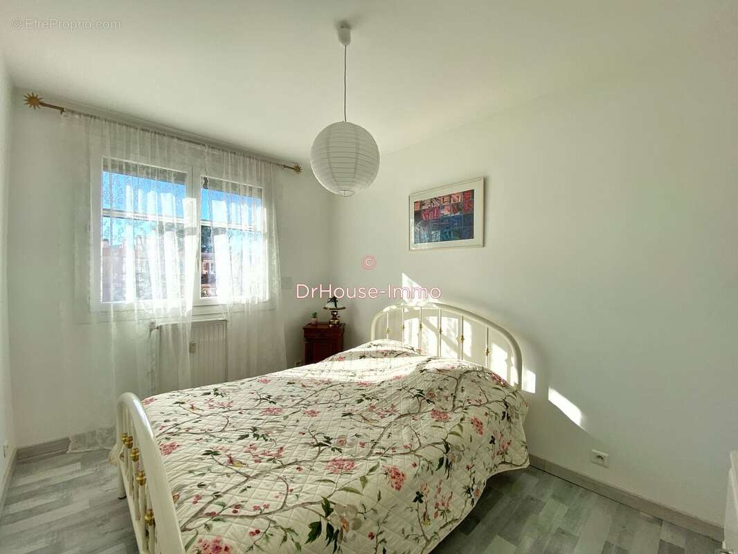 Appartement 75 m² à Aubagne  - photo 43