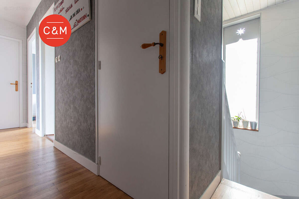 REZE CARTERONS - Maison 4 pièces 92 m² - photo 8