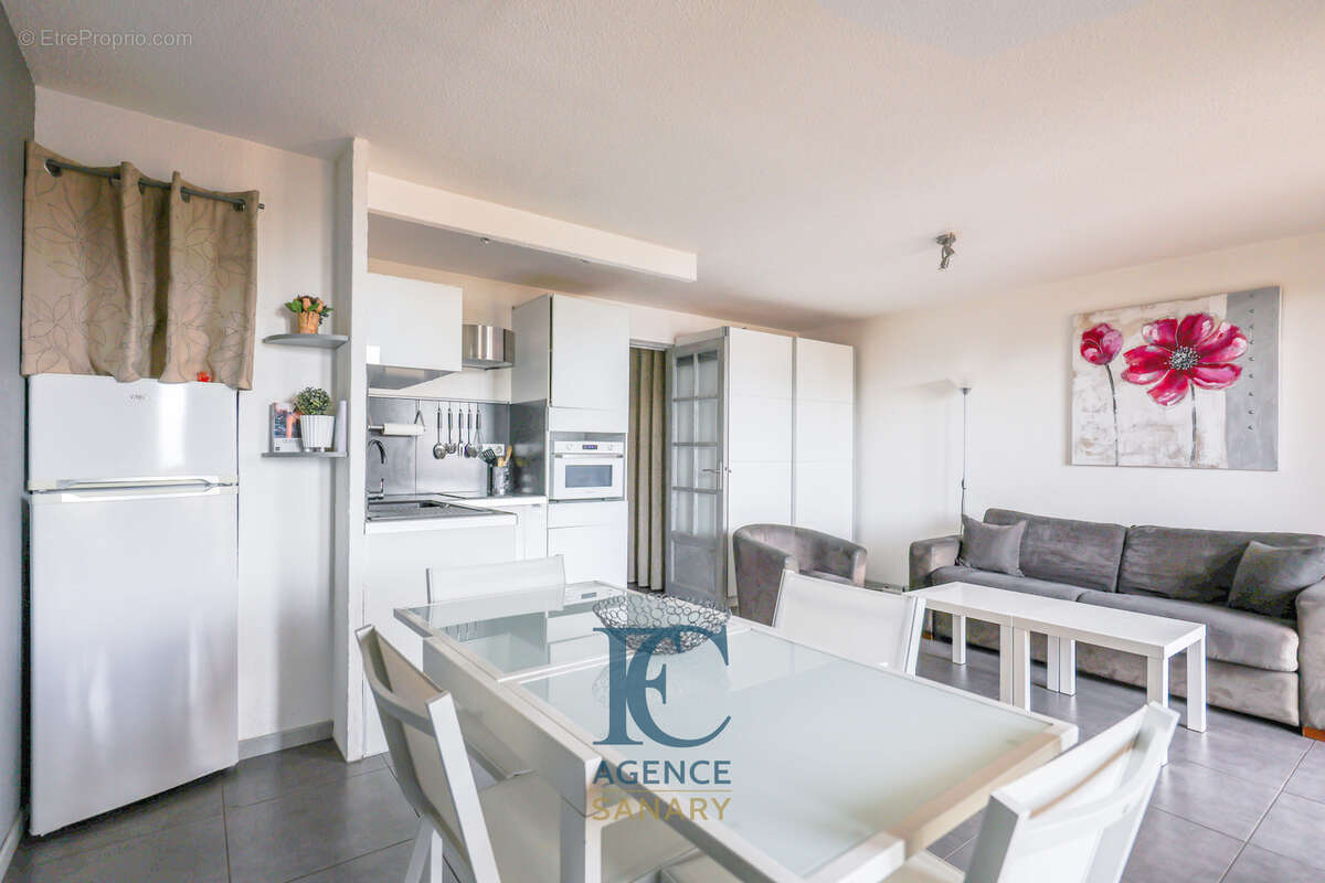 Appartement à SANARY-SUR-MER