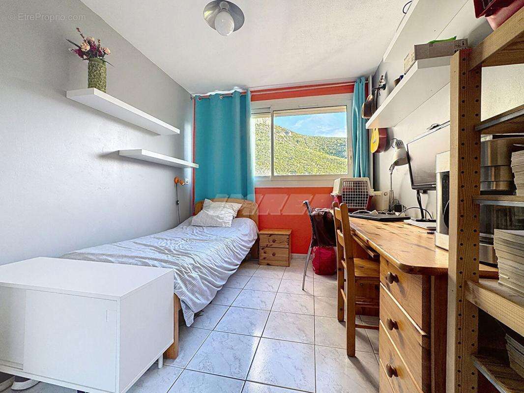 Appartement à MARSEILLE-10E