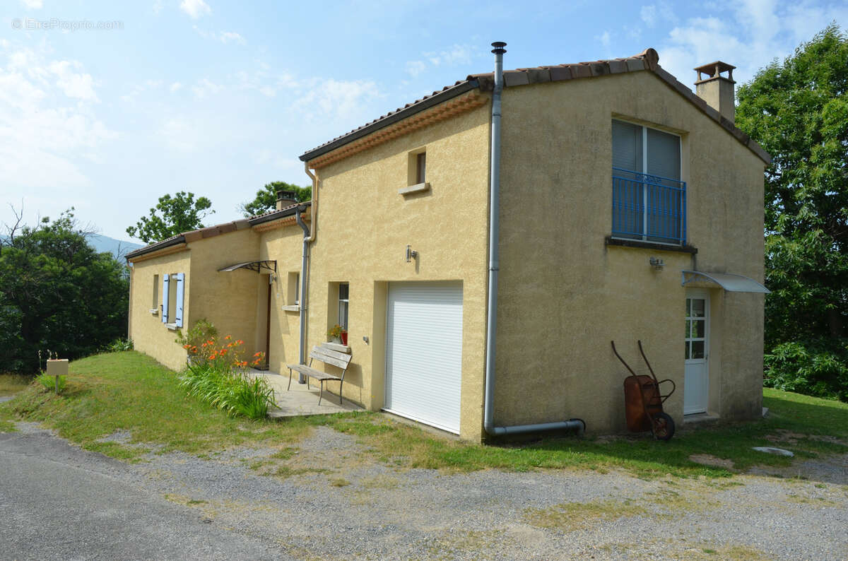 Maison à ISSAMOULENC