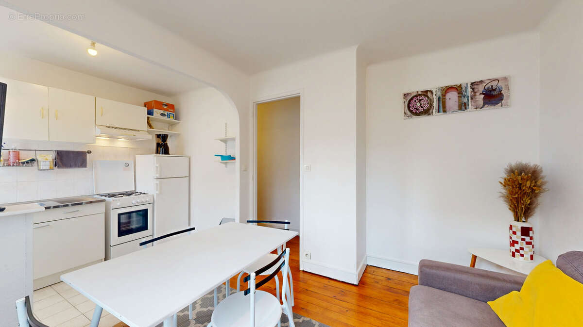 Appartement à CAROLLES