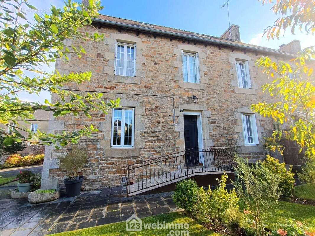 Maison à PLOUARET