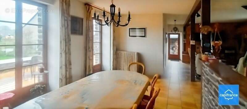 Maison à TREFFENDEL