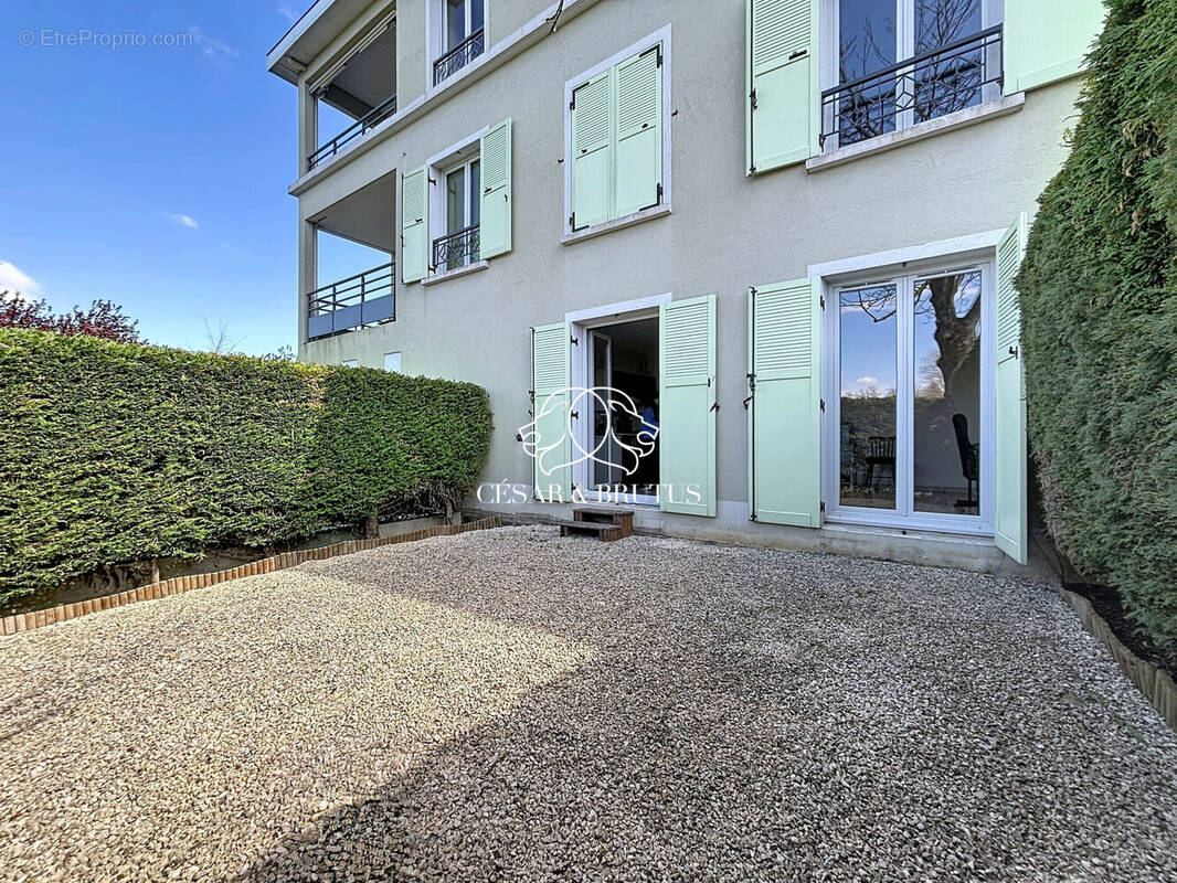Appartement à SAINT-GERMAIN-AU-MONT-D'OR