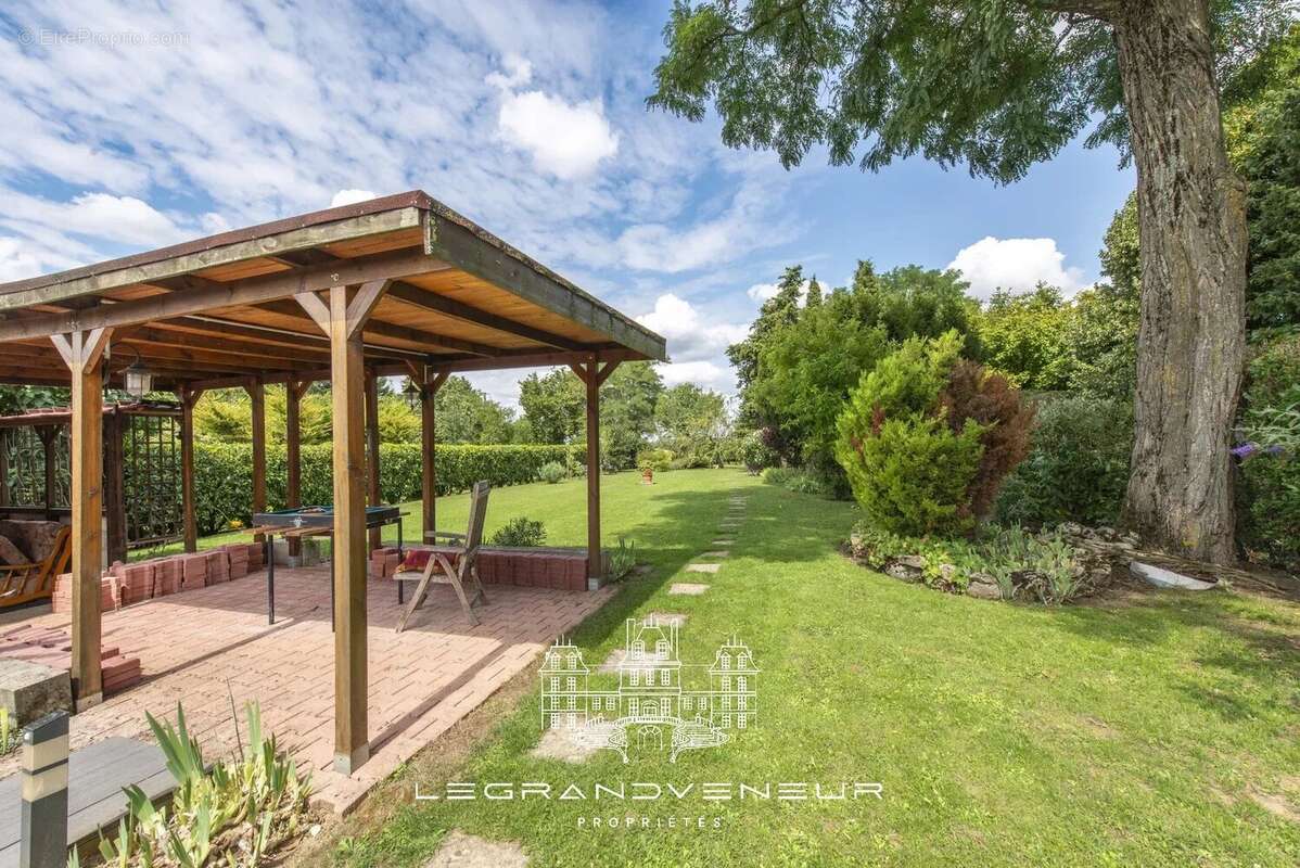 Maison à FONTAINEBLEAU