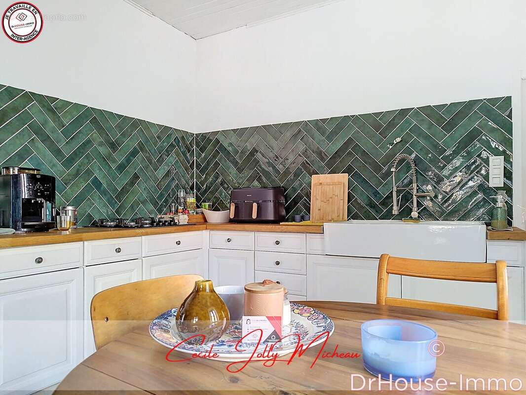 Maison à SAINT-GENES-DE-BLAYE