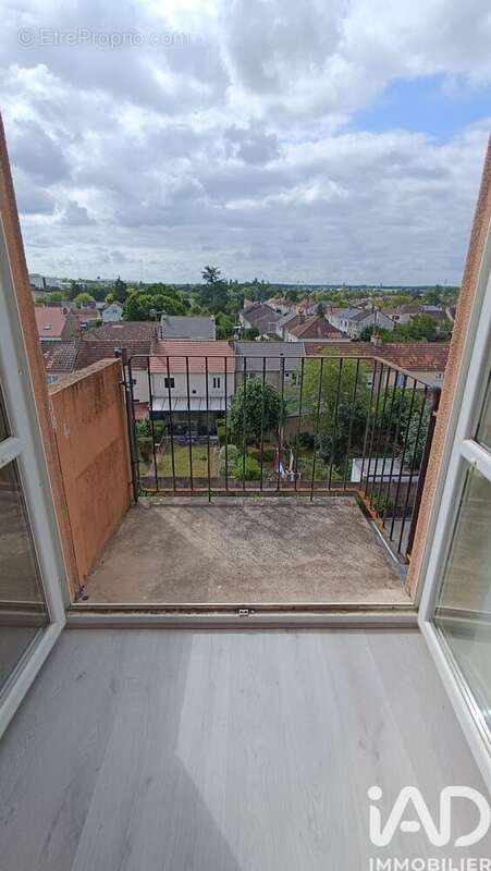 Appartement 64 m² à Chateauroux  - photo 8
