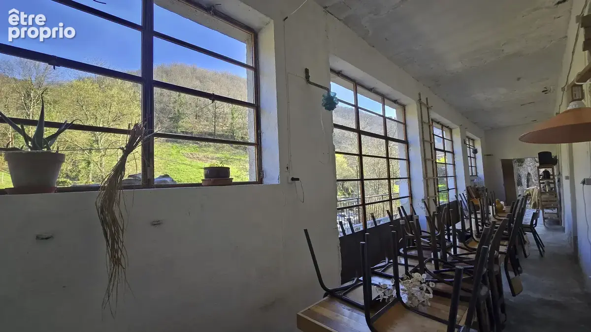 Ardèche - Ancien moulinage en pierres dans la vallée de l'Auzène - 6 logements - une grande salle 232m² - dépendance - piscine - - photo 23