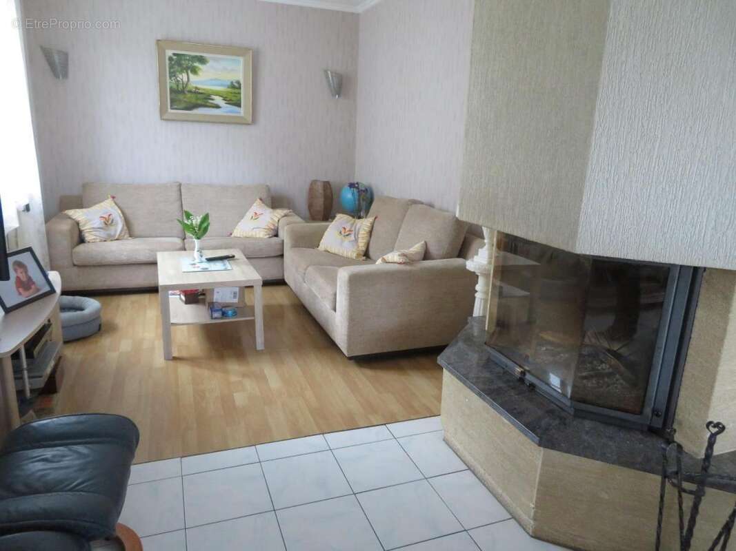 Maison à CHATEAU-GONTIER