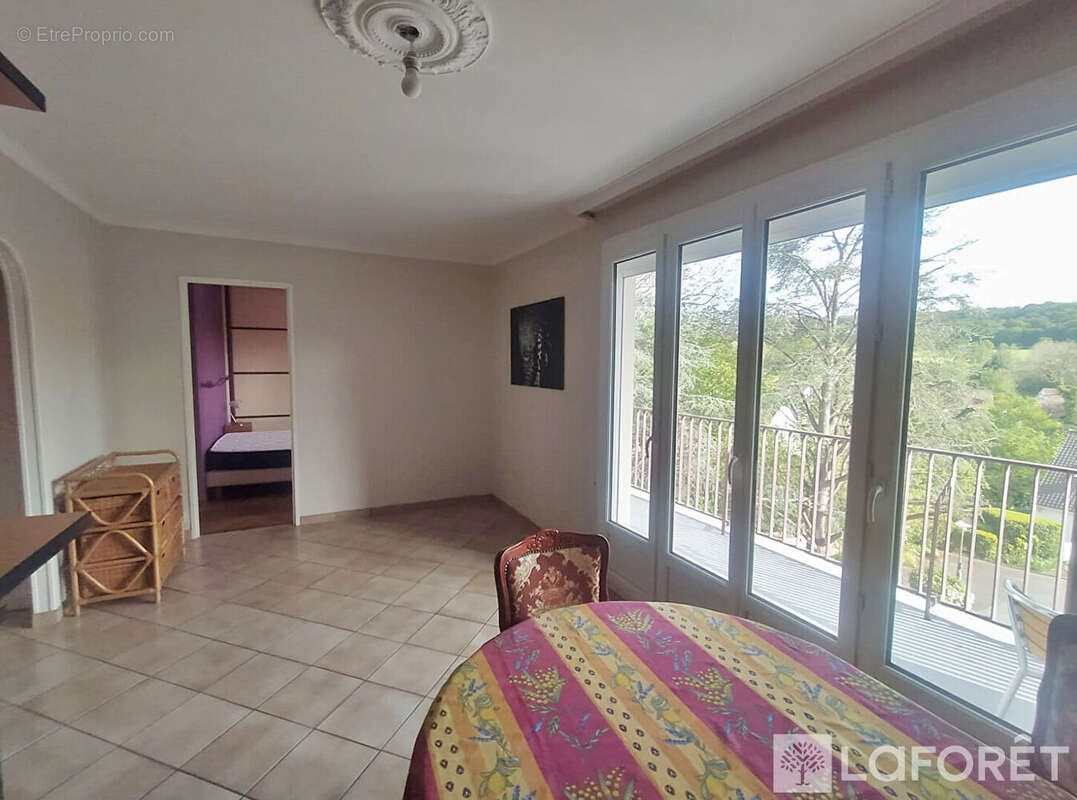 Appartement à CHEVREUSE