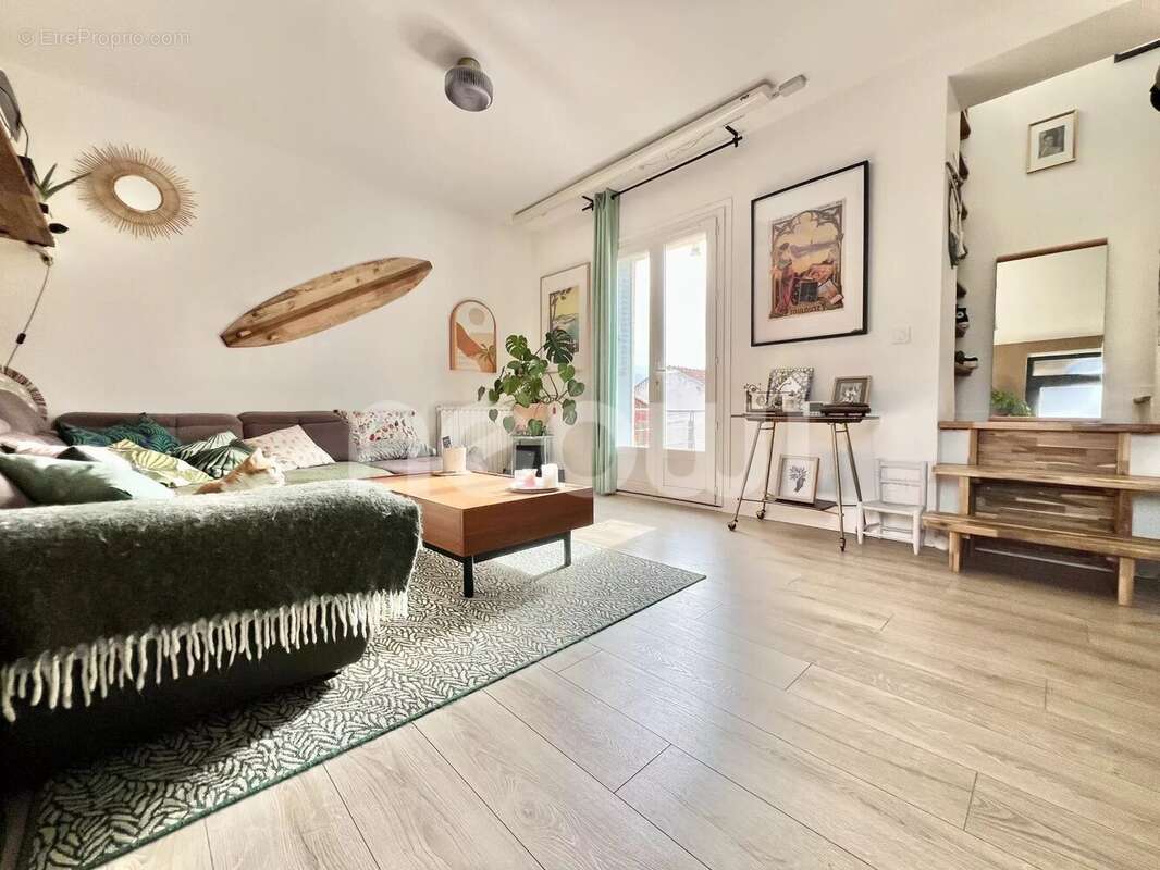 Maison à CHATELGUYON