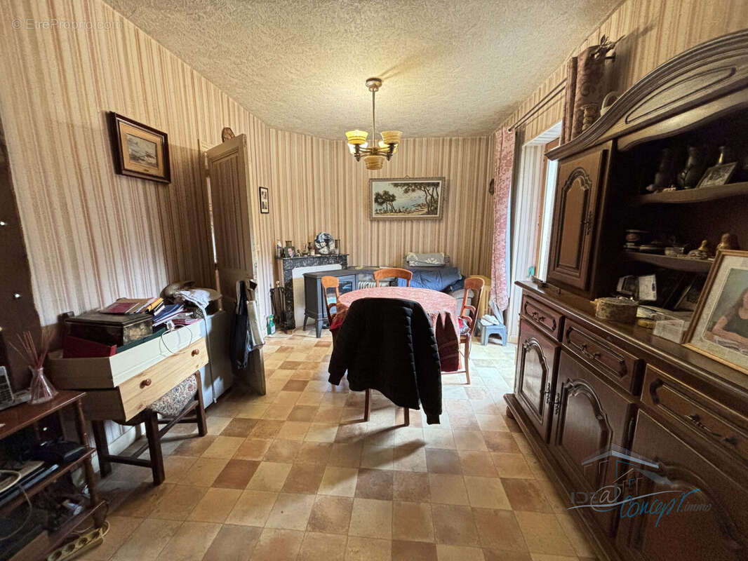 Maison à JANVILLE-SUR-JUINE