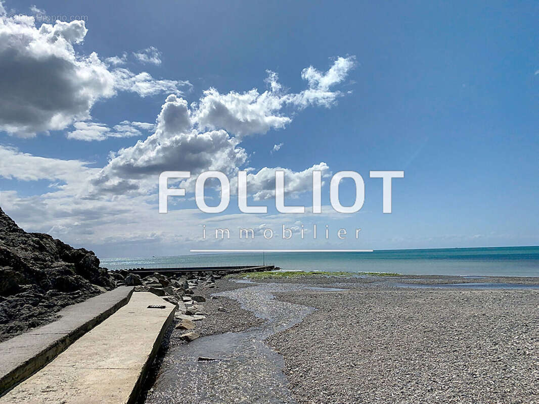 Maison à SAINT-PAIR-SUR-MER