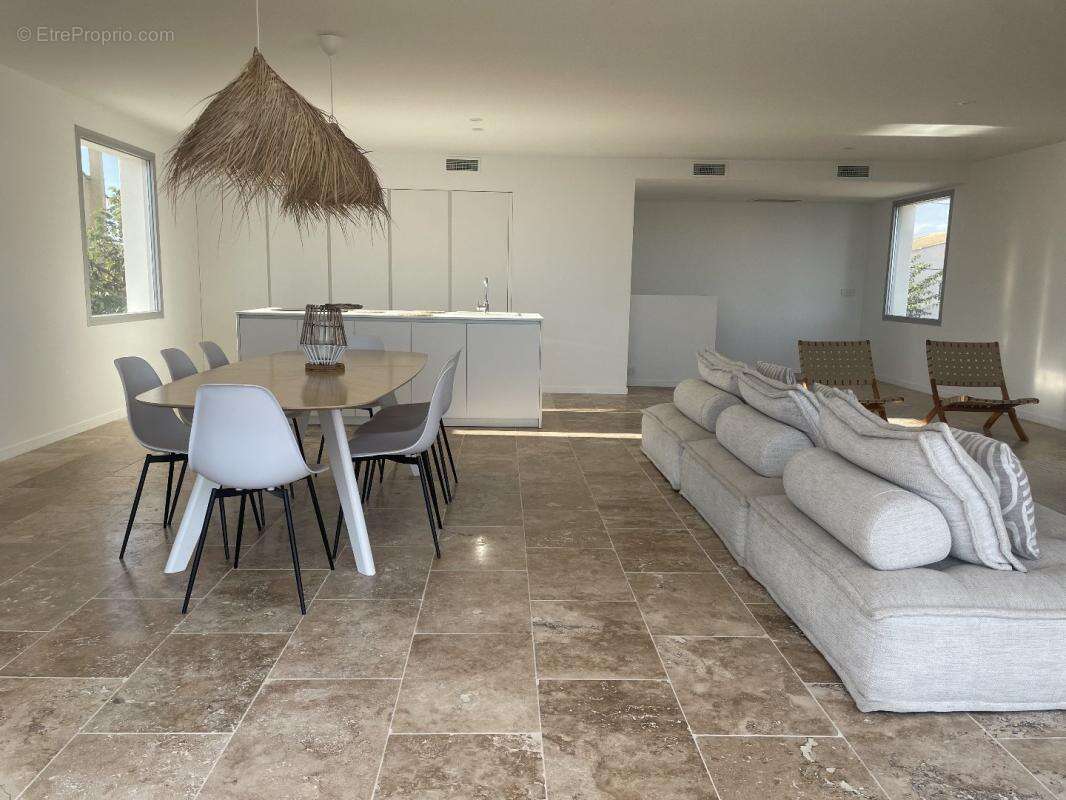 Maison à FRONTIGNAN