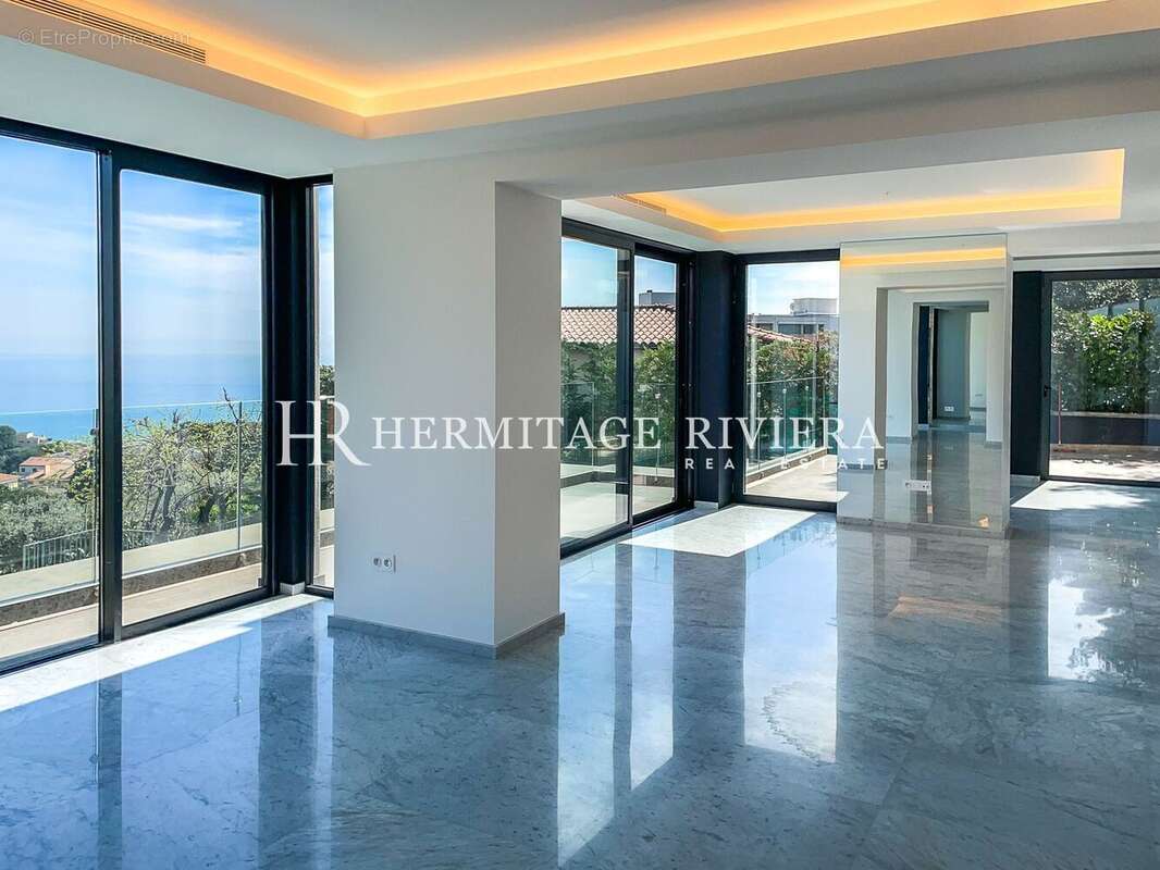 Maison à ROQUEBRUNE-CAP-MARTIN