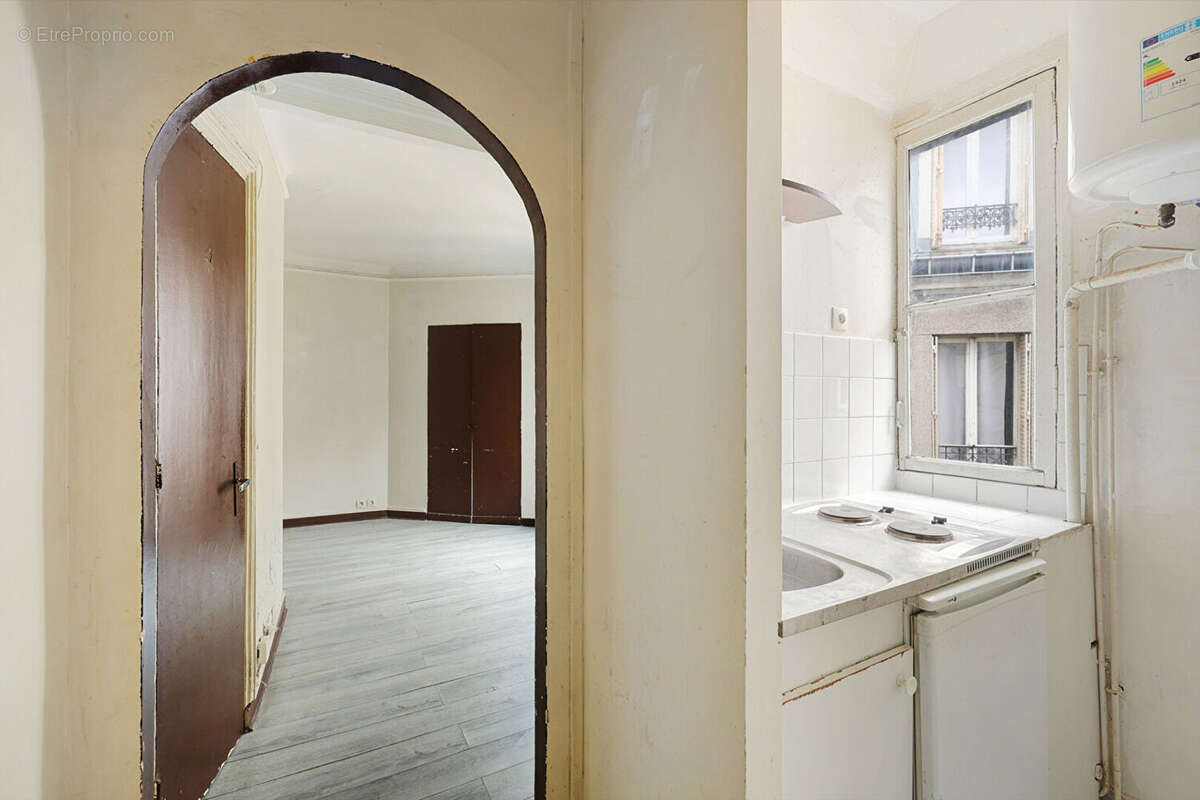 Appartement à PARIS-18E