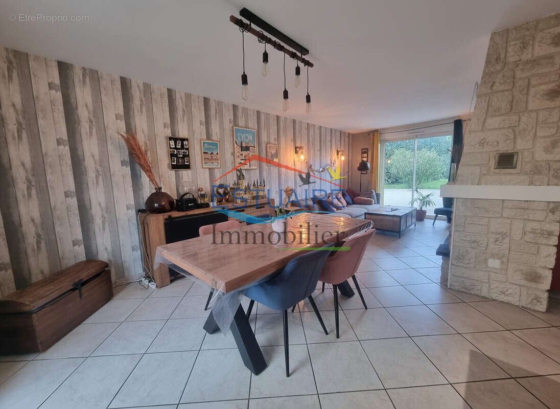 Maison à VIGNEUX-DE-BRETAGNE