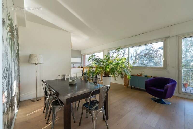 Appartement à GARCHES