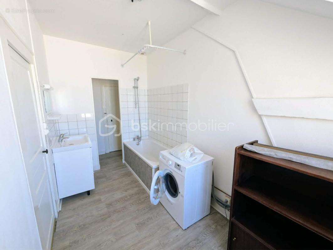 Appartement à FOUGERES