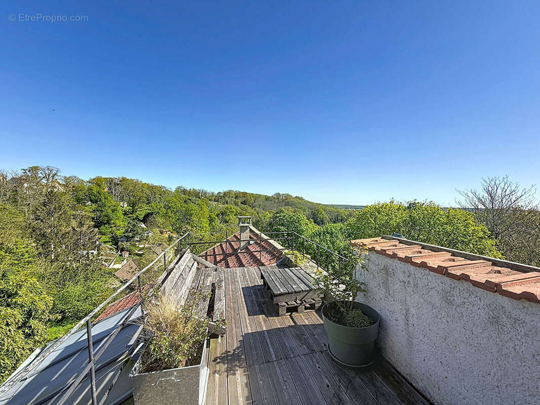 Maison à NEAUPHLE-LE-CHATEAU