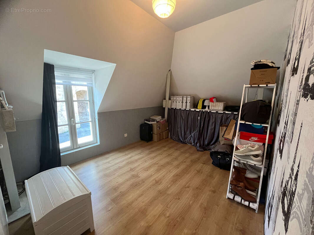 Maison à LES AIX-D'ANGILLON