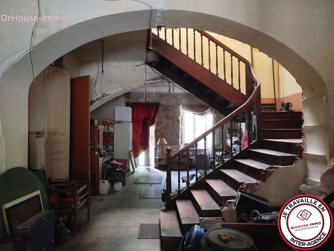 Maison à SAINTE-COLOMBE-SUR-L&#039;HERS