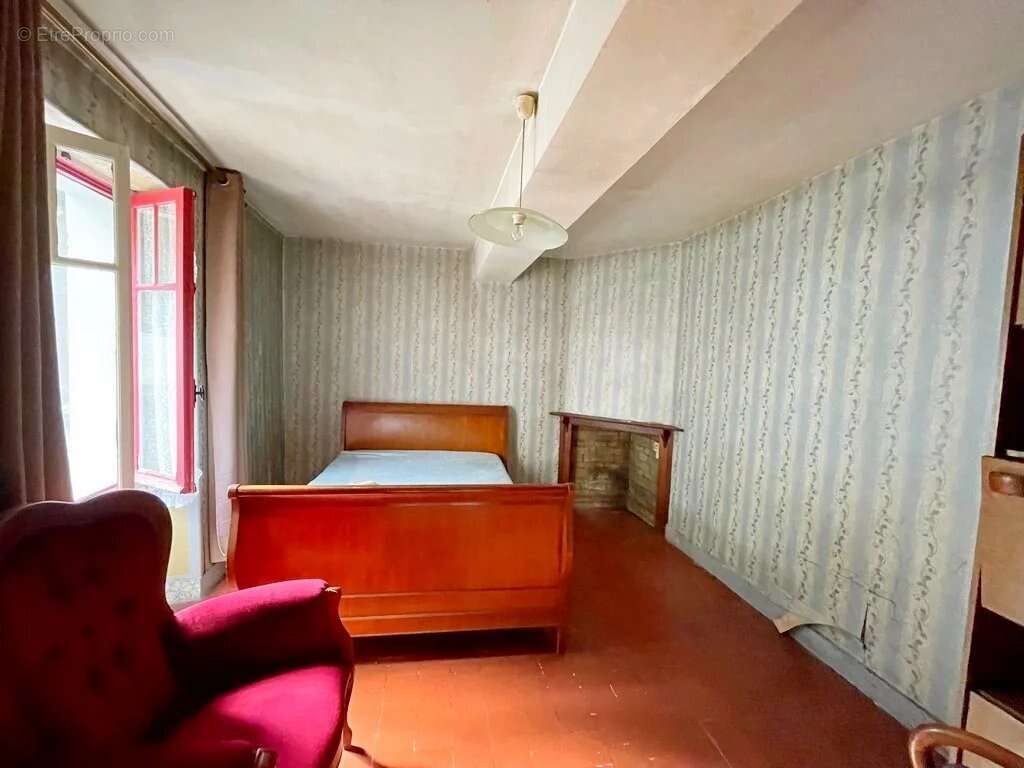 Maison à MOUX-EN-MORVAN