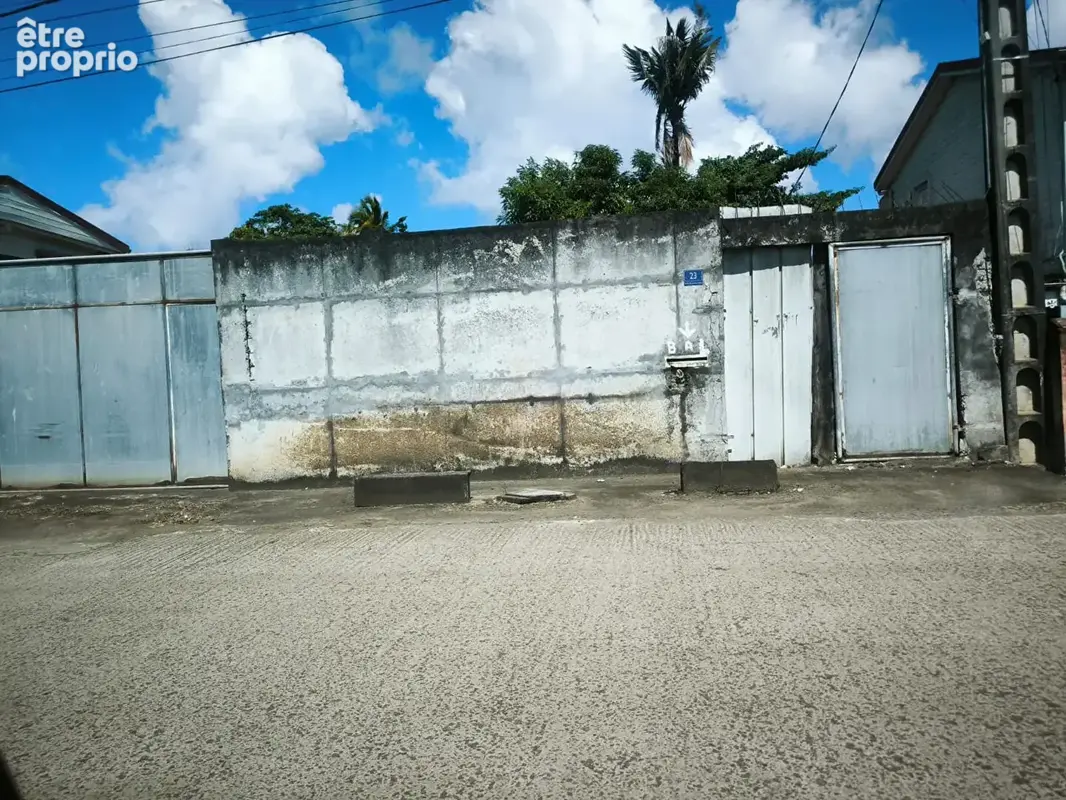 Photo Terrain à Riviere-Salee au prix de 199 000€
