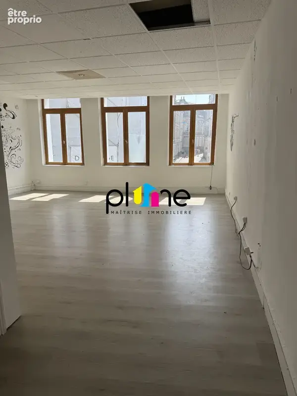 Commerce 319 m² à vendre à Arras (62000) - photo 3