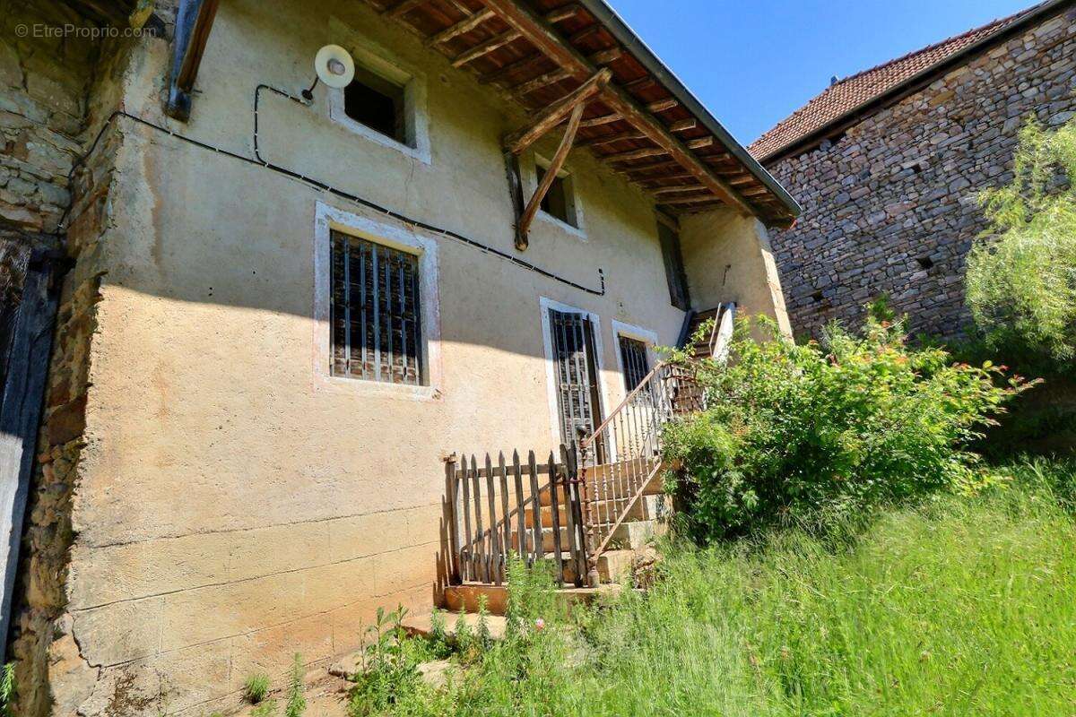 Maison à CLUNY