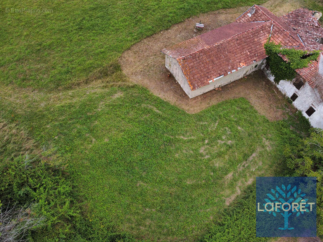 Ferme à Rénover ou Démolir avec Terrain Constructible - photo 5
