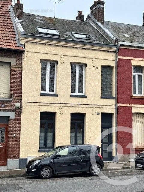 Autre à SAINT-QUENTIN