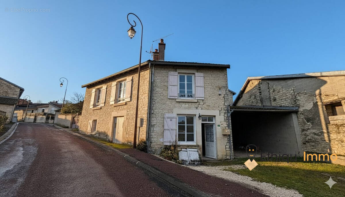 Maison à LAFERTE-SUR-AUBE