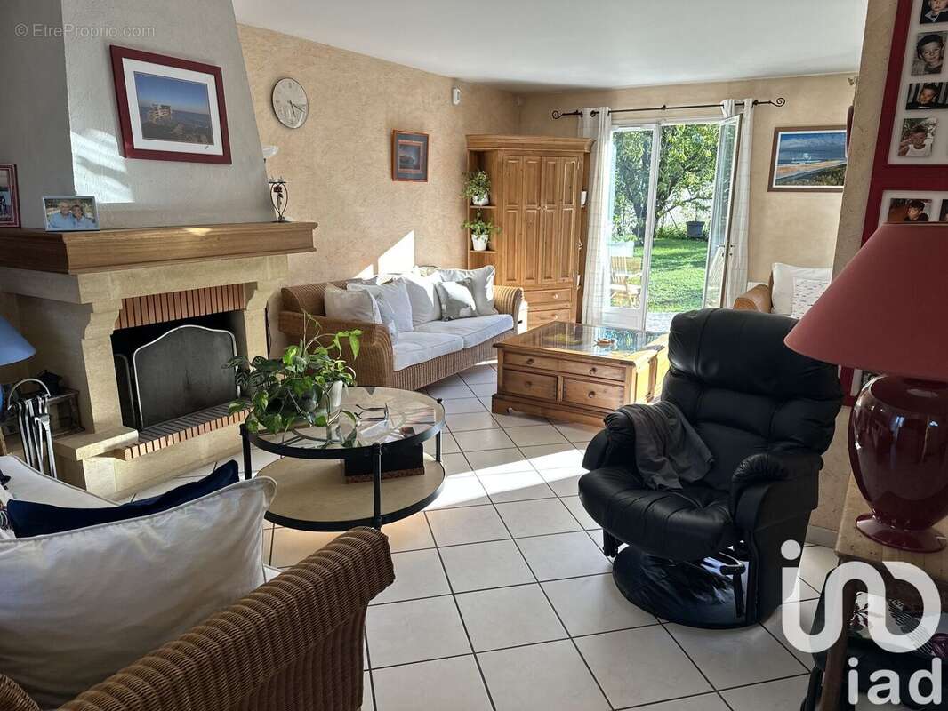 Photo 5 - Maison à SAVIGNY-LE-TEMPLE