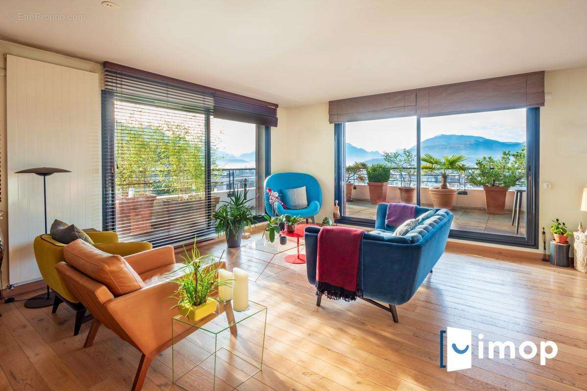 Appartement à ANNECY-LE-VIEUX