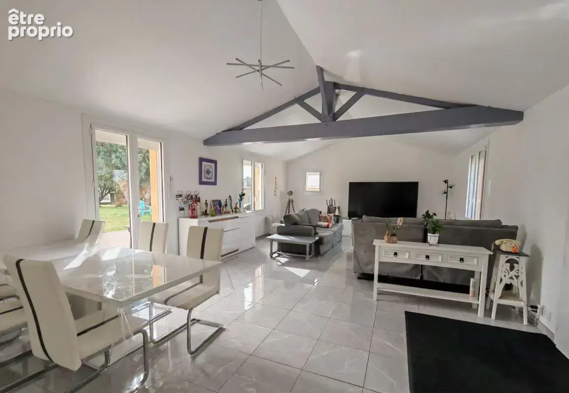 Maison plain pied 5 chambres avec piscine couverte - photo 5