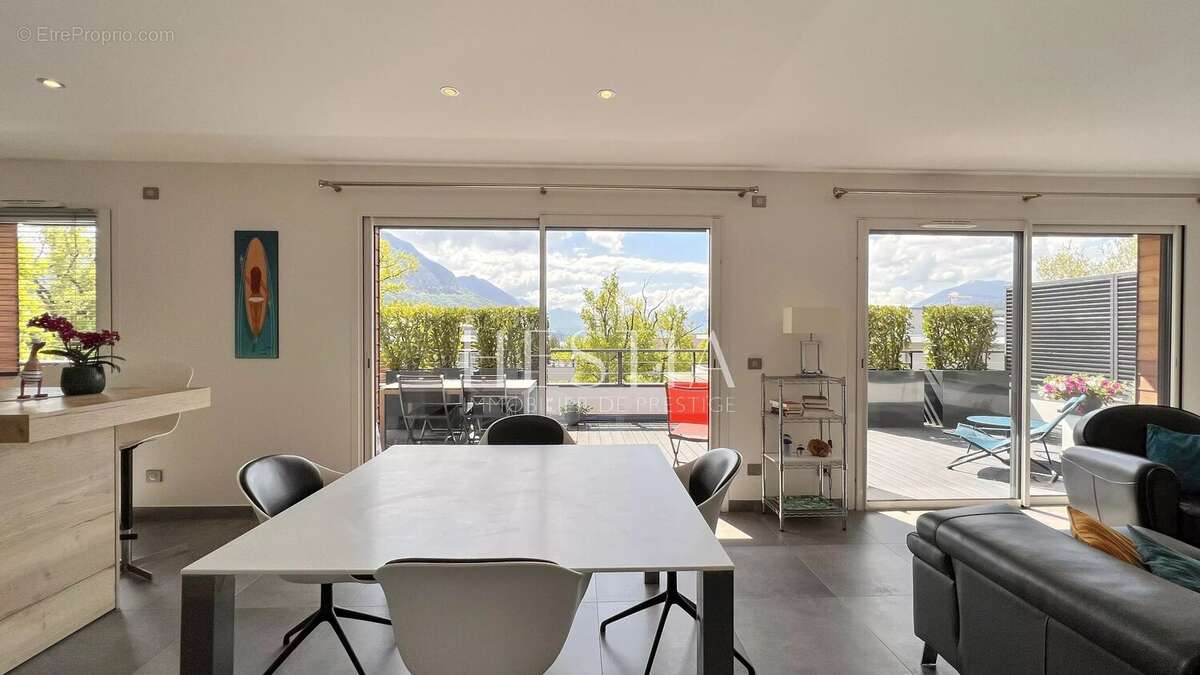 Appartement à ANNECY-LE-VIEUX