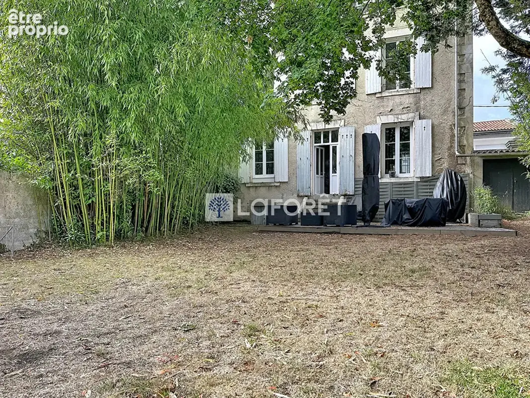 Belle Maison de caractère au coeur de Parthenay ! - photo 2