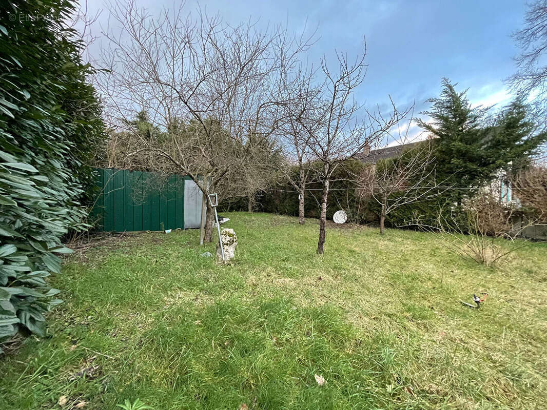 Maison à MONTLOUIS-SUR-LOIRE