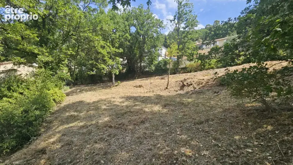 Terrain 747 m² à vendre à Saint-Vallier-De-Thiey (06460) - photo 2