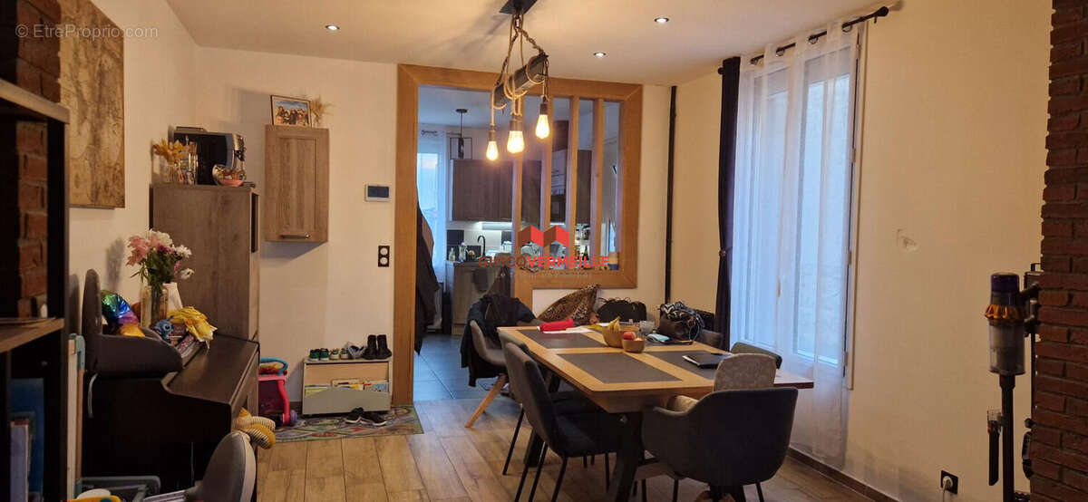 Maison à PIERRELAYE