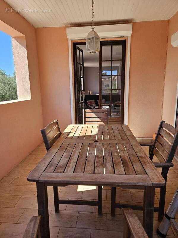 Maison à CASTELNAU-DE-GUERS