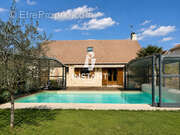 Maison à GRANDPUITS-BAILLY-CARROIS