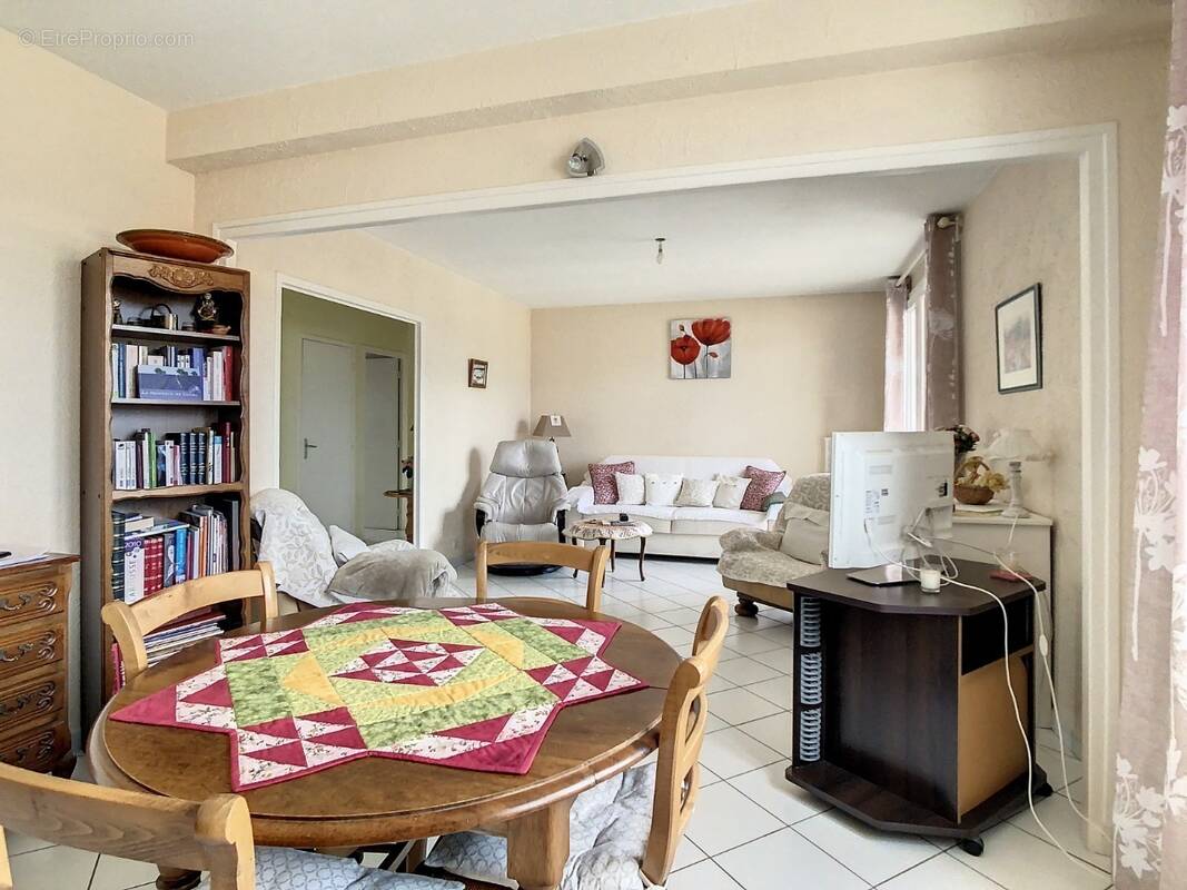Appartement à MONTELIMAR