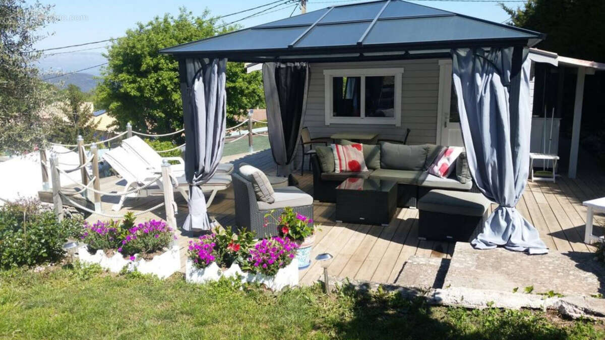 Maison à LES ADRETS-DE-L'ESTEREL