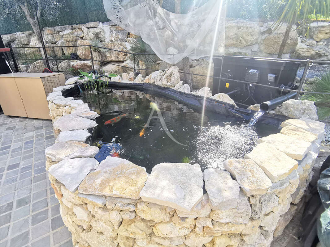 La colle sur loup : villa en parfait etat avec piscine - photo 14