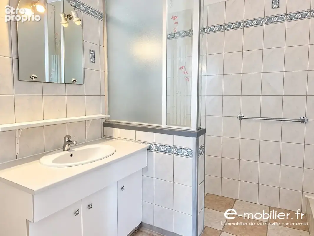 Maison 4 pièces 130 m² à vendre à Riorges (42153) - photo 7