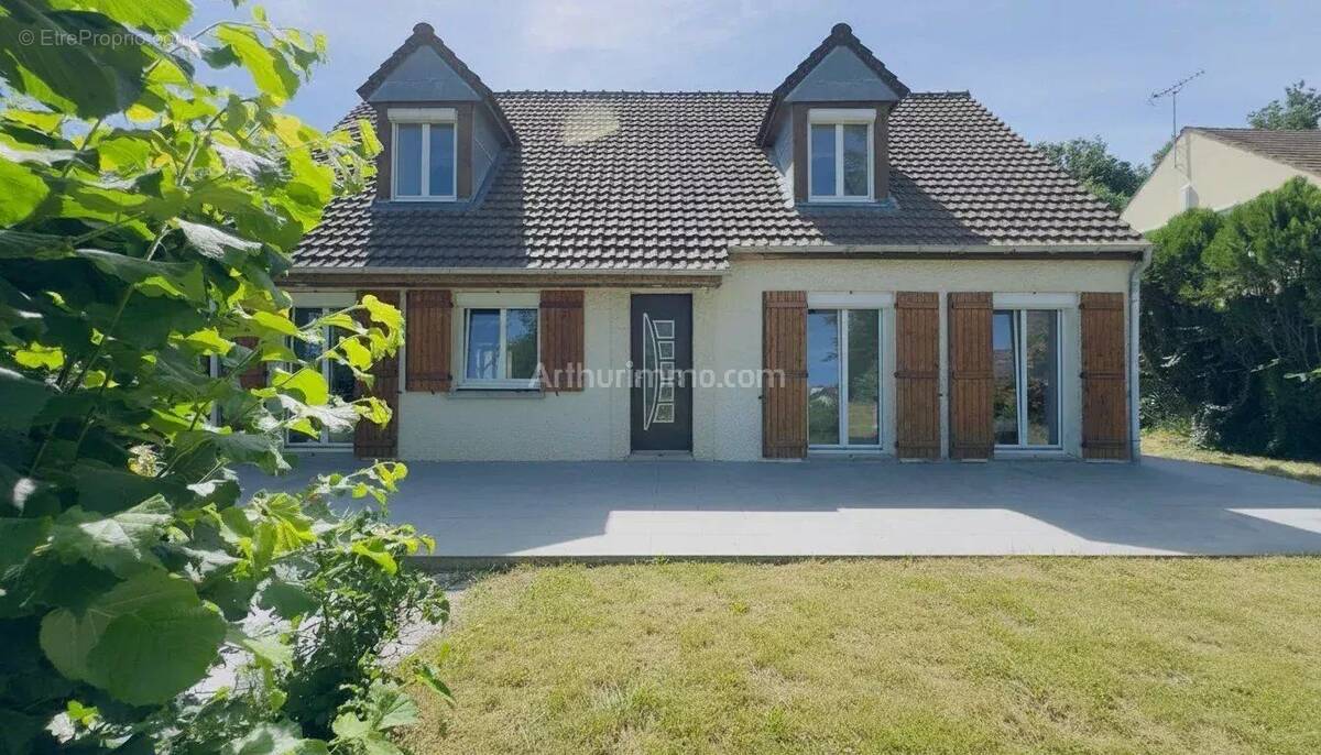 Maison à CELY