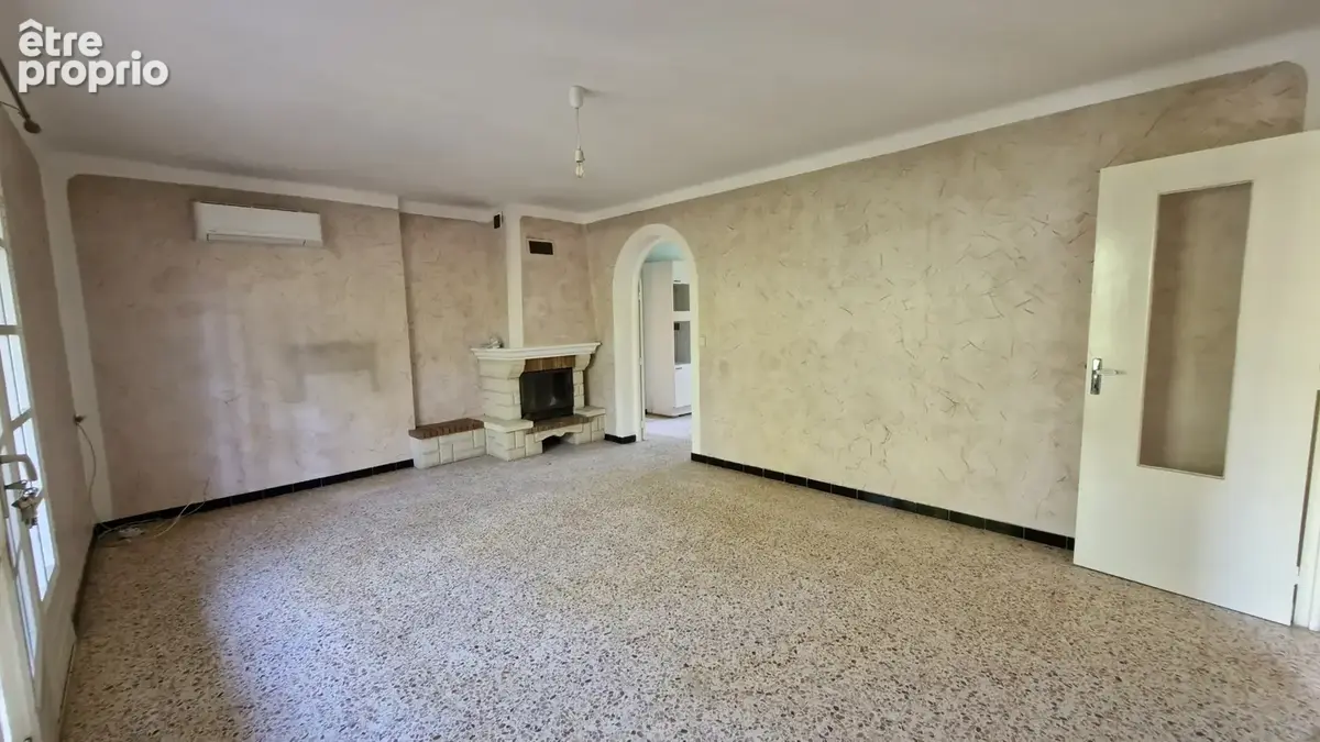 maison de 90m2 de type t4 à rénover. - photo 3